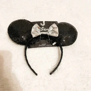 Disney Minnie Mouse Ears Headband‎ with Silver Bow